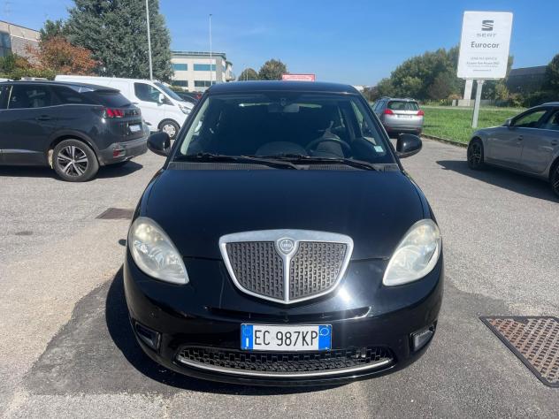 Lancia Ypsilon 1.2 - Foto 7