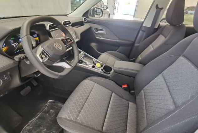 MG ZS 1.5 Hybrid+ Comfort rif. 23667616 - Foto 9