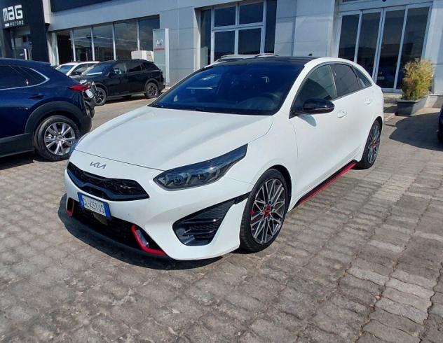 Kia ProCeed 1.6 T-GDI DCT GT