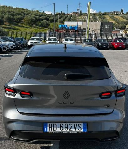 Renault Clio Clio 1.8 full hybrid E-Tech Esprit Alpine 160cv auto - Foto 4