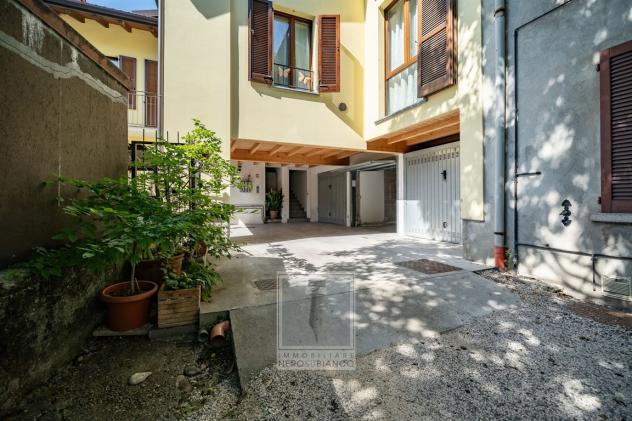 TRILOCALE RISTRUTTURATO CON BOX A CASTELLO B.ZA - Foto 3