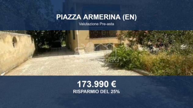 Immobile in asta di 260 m² con più di 5 locali e box auto in vendita a Piazza Armerina