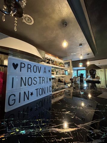 HOSTESS DRINK A RICCIONE - OTTIMI GUADAGNI - Foto 5