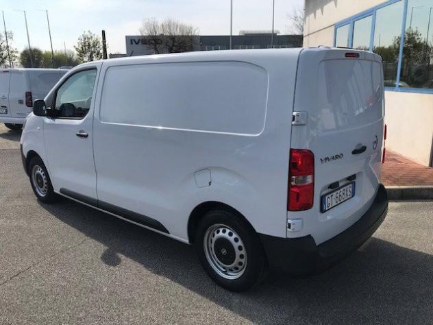 Opel VIVARO 2.0 145 L2H1 - Foto 4