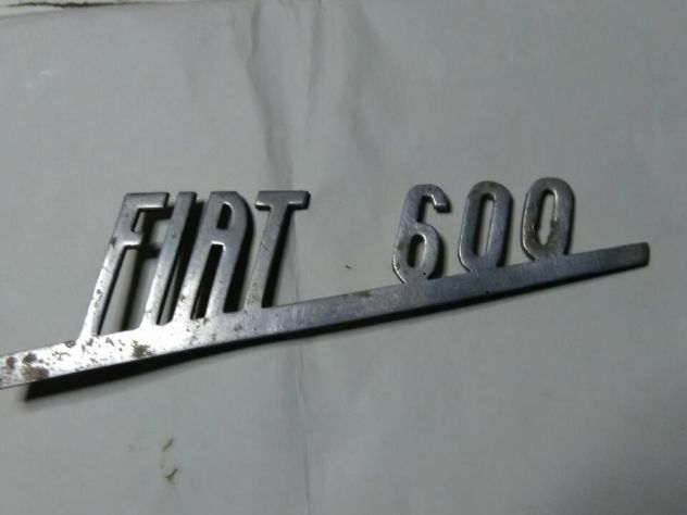 Scritta originale fiat 600 anni 50 o 60 in alluminio
