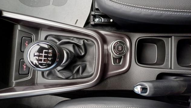 Suzuki Vitara 1.4 Hybrid 4WD AllGrip Top con Permuta - Foto 8