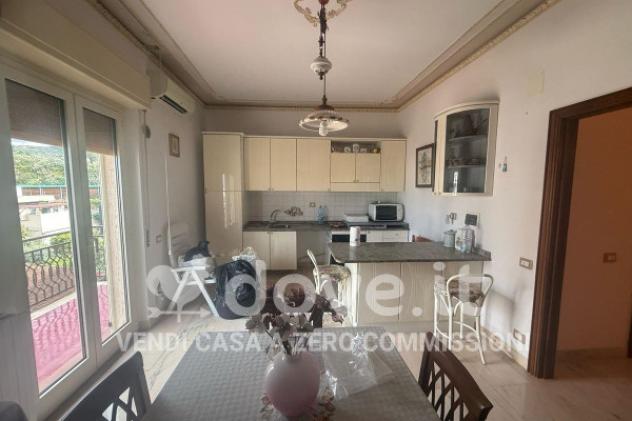 Appartamento di 100 m² con 2 locali in vendita a Reggio Calabria - Foto 2