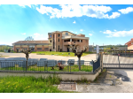 Locale commerciale in affitto a Ripi