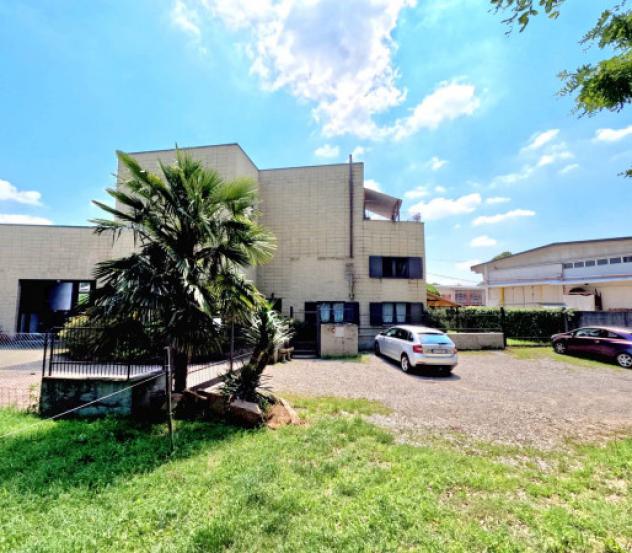 Immobile di 810 m² in vendita a Mornago - Foto 2