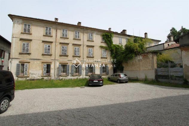 BESANA IN BRIANZA: IN VENDITA RUSTICO CON TERRENO EDIFICABILE DI MQ. 3.222 - Foto 3