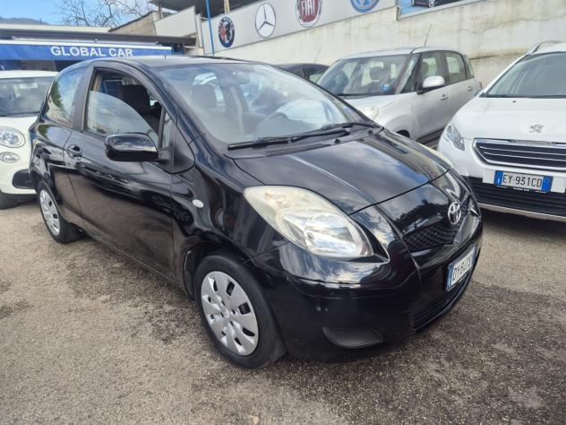 Toyota Yaris BENZINA UNICO PROPRIETARIO - Foto 2