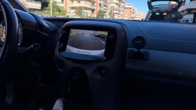 Toyota Aygo Connect 1.0 VVT-i 72 CV 5 porte x-play MMT LED NAVI KAMERA PDC CERCHI 16 - Foto 8