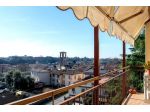 Appartamento in Salita San Pietro