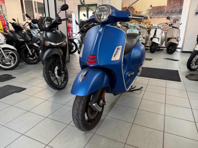 VESPA GTS 300 SuperSport SUPER SPORT 16 rif. 23881460 - Foto 2