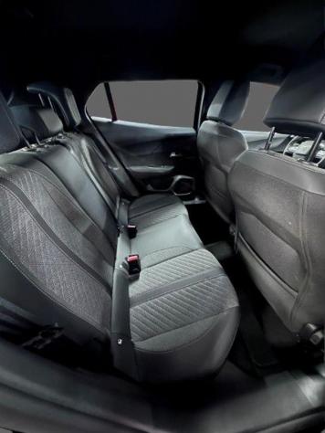 PEUGEOT 2008 Hybrid 136 e-DCS6 Allure rif. 23461383 - Foto 4