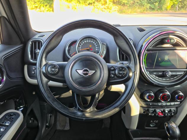 Mini Cooper D Countryman 2.0 Hype CV-150 E6B Automatica 2017 - Foto 8