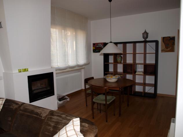 APPARTAMENTO INDIPENDENTE di 3 vani e di 100 mq (CAMAIORE) rif. 2001 - Foto 8