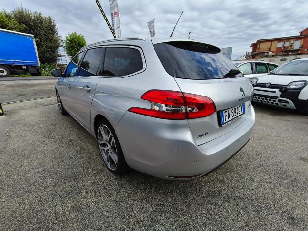 Peugeot 308 PureTech Turbo 130 S&S SW Allure - Foto 6