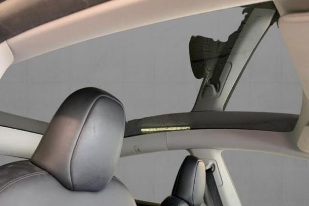 TESLA Model Y Long Range AWD rif. 23757504 - Foto 7