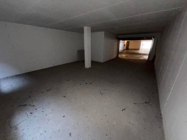 Immobile in asta di 81 m², box auto in vendita a Sale Marasino - Foto 11