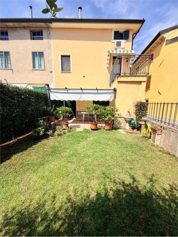 V005468 - BIFAMILIARE INDIPENDENTE CON GIARDINO ! - Foto 3