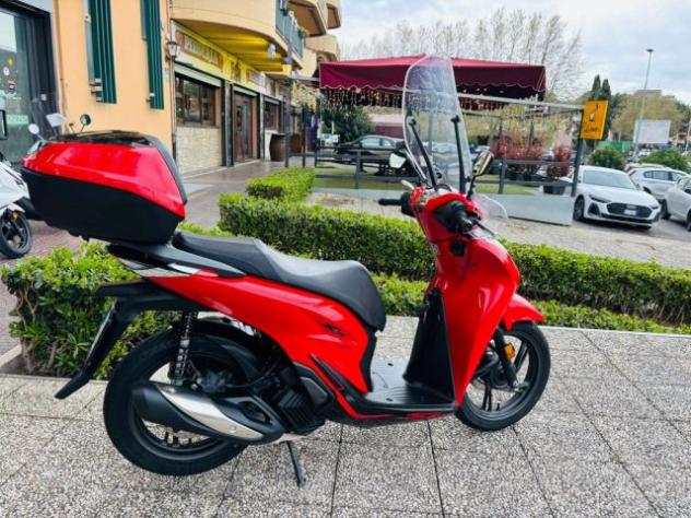 HONDA SH 150 TUTTO INCLUSO ANCHE PASSAGGIO! MINI RATE rif. 24019081