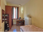 RE DI ROMA STANZA SINGOLA ARREDATA CON DOPPI SERVIZI