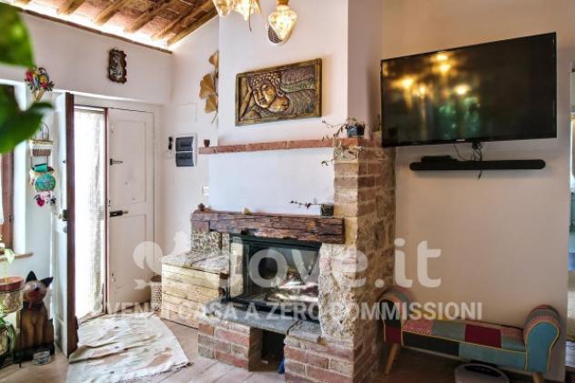 Rustico / Casale di 210 m² con 3 locali e posto auto in vendita a Chiusi - Foto 7