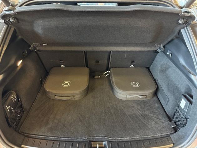 Mercedes-Benz EQA 250+ Premium Plus - Foto 8