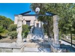 Villa di 380 m² con più di 5 locali e box auto in vendita a Catania