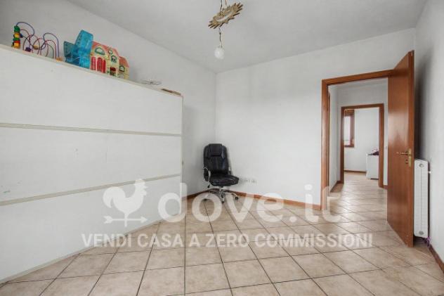 Appartamento di 102 m² con 3 locali e box auto in vendita a Lonate Pozzolo - Foto 12