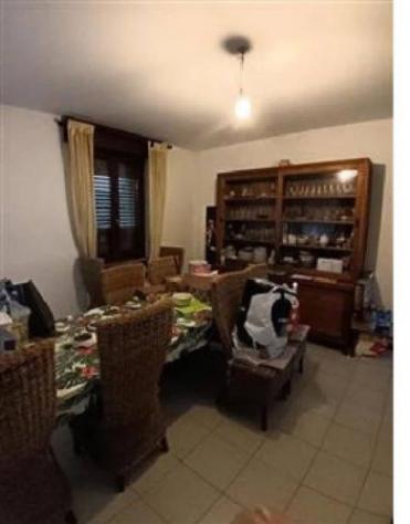 Immobile in asta di 175 m² con più di 5 locali e box auto doppio in vendita a Monticelli d'Ongina - Foto 6