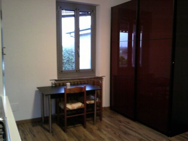 In centro monolocale arredato termoautonomo - Foto 3