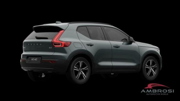 VOLVO XC40 B3 Mild hybrid Benzina Plus Dark rif. 23734754 - Foto 5