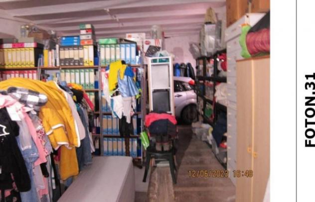 Immobile in asta di 116 m² con più di 5 locali e box auto in vendita a Perugia - Foto 13