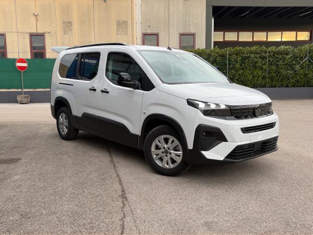 Peugeot Rifter 1.5 BlueHDi 130cv Allure Long - Foto 9
