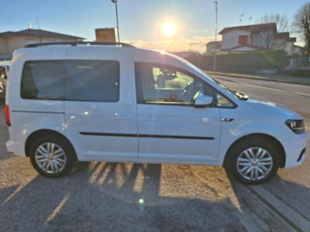 VOLKSWAGEN Caddy 2.0 TDI 102 CV DSG Plus 5 POSTI N1 N°FY086 rif. 23736507 - Foto 6