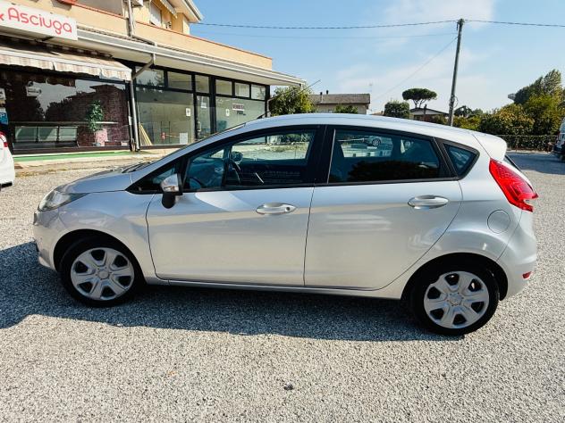Ford Fiesta 1.2 82 CV 5 porte Titanium - Foto 4