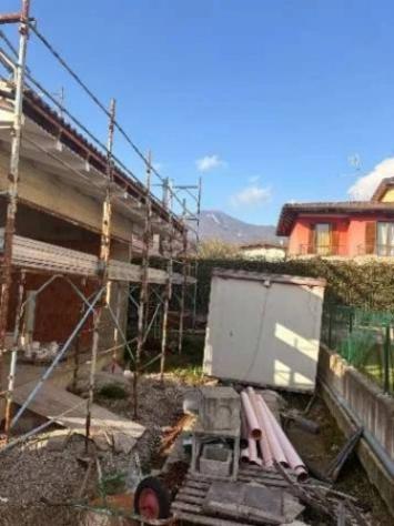Immobile in asta di 185 m², box auto in vendita a Cenate Sotto - Foto 3