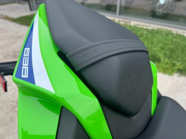 KAWASAKI Ninja 636 ZX-6R ABS 2026 rif. 22923130 - Foto 8
