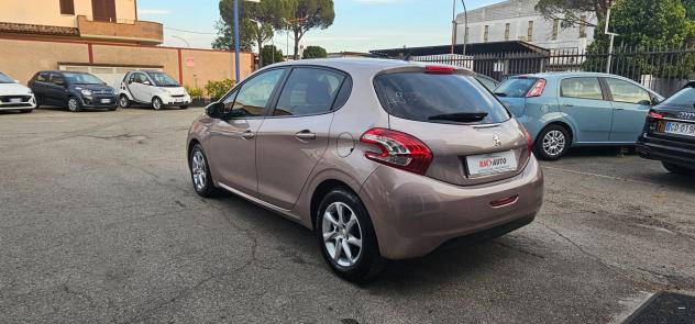 Peugeot 208 1.4 HDi 68 CV Allure solo 49000 Km - Foto 4