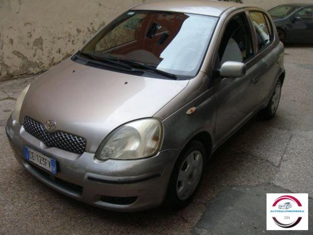 TOYOTA - Yaris - 16V 5 porte Sol - Foto 3