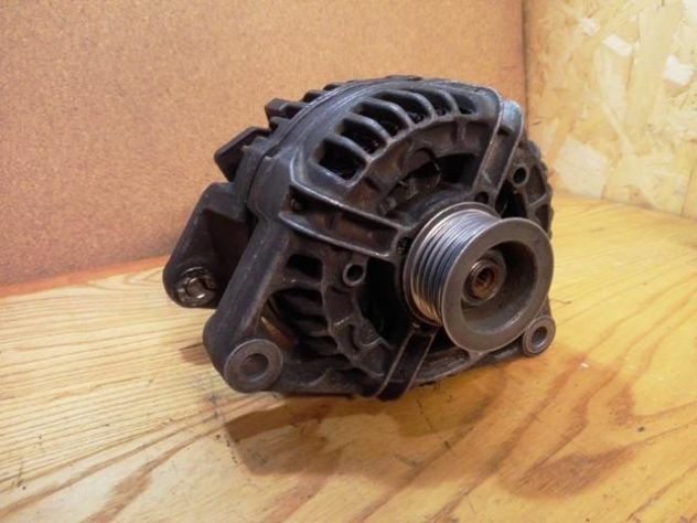 Alternatore Bosch seminuovo per Opel Zafira A e altri motori - Foto 3