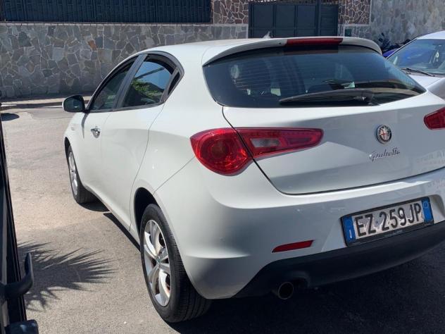 ALFA ROMEO - Giulietta - 1.6 JTDm-2 105 CV Distinctive - Foto 4