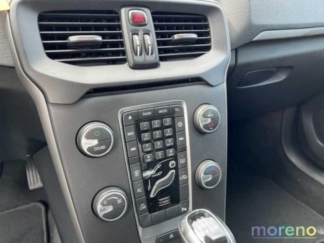 VOLVO V40 2.0 D2 Business rif. 19038392 - Foto 9