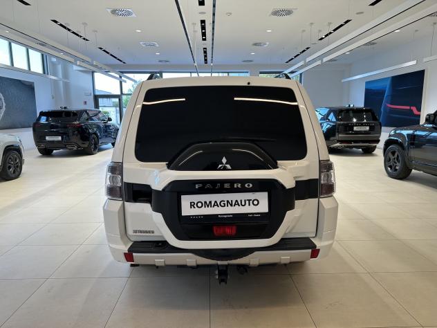 Mitsubishi Pajero 3.2 DI-D INSTYLE LWB AUT (140KW) - Foto 6