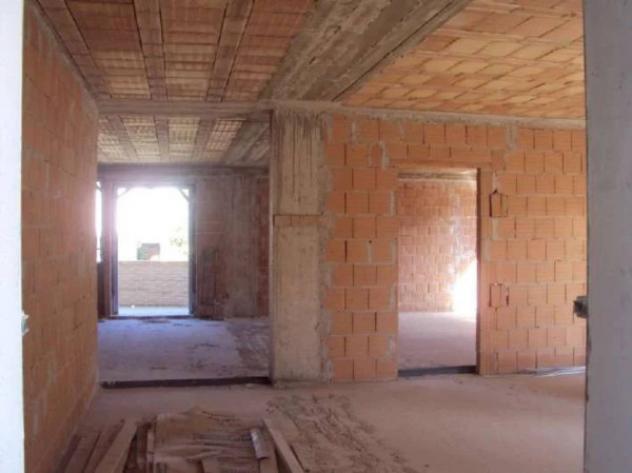 Immobile in asta di 120 m², box auto in vendita a Trevi - Foto 6