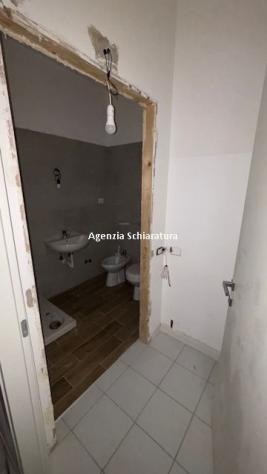 BOTTEGA VENDESI BILOCALE LIBERO IN OTTIMA POSIZIONE - Foto 7