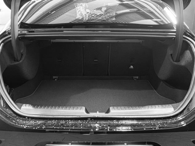 Mercedes-Benz CLA C178 BERLINA IBRIDA 200 - Foto 10