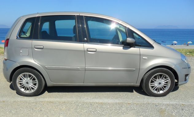 AUTO USATA COME NUOVA e RISPARMIOSA - Foto 2